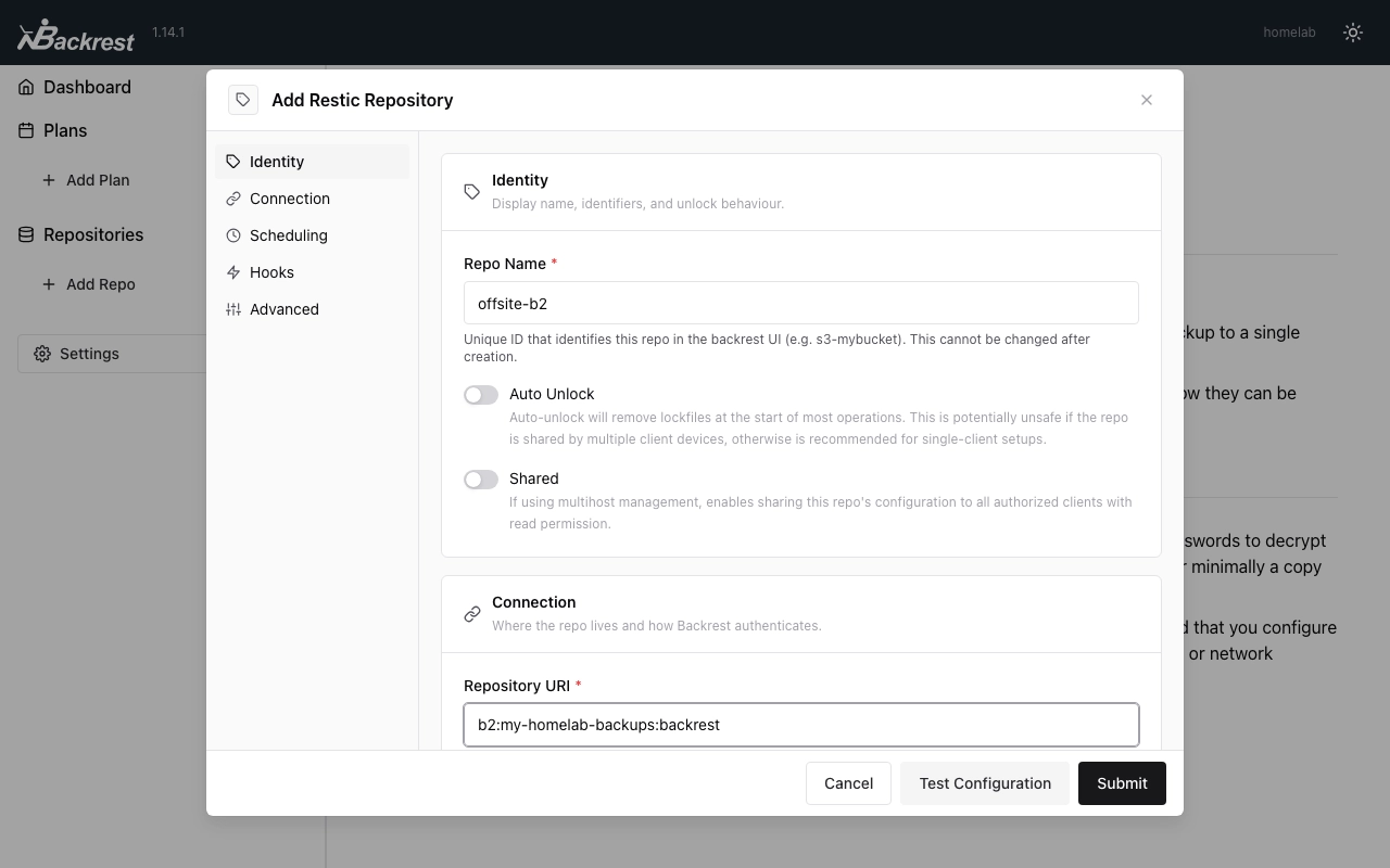 Formulaire "Add Restic Repository" de Backrest, montrant une URI de dépôt Backblaze B2